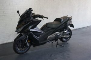 Kymco AK 550 Scooter 550i, Akrapovic, Digital Dash, Navi-houder, Key-less – foto 5