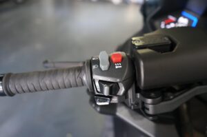 Kymco AK 550 Scooter 550i, Akrapovic, Digital Dash, Navi-houder, Key-less – foto 8