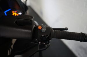 Kymco AK 550 Scooter 550i, Akrapovic, Digital Dash, Navi-houder, Key-less – foto 9