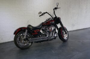 Harley-Davidson Road King Tour 88 FLHR cast wheels, S&S getunde motor, Vance Hines – foto 4