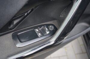 Peugeot 208 1.2 PureTech Style, Clima, CC, Navi, PDC, Bluetooth, Trekhaak – foto 18