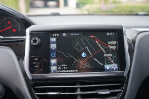 Peugeot 208 1.2 PureTech Style, Clima, CC, Navi, PDC, Bluetooth, Trekhaak – foto 20