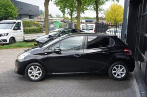 Peugeot 208 1.2 PureTech Style, Clima, CC, Navi, PDC, Bluetooth, Trekhaak – foto 9