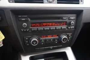 BMW 3 Serie Touring 325xi Luxury Line, Clima, Navi, Leder, Xenon, Trekhaak, – foto 12