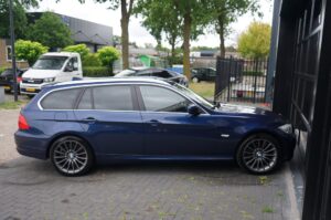 BMW 3 Serie Touring 325xi Luxury Line, Clima, Navi, Leder, Xenon, Trekhaak, – foto 26