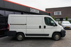 Peugeot Boxer 330 2.2 HDI L1H1, Airco, Nieuwe apk grote beurt – foto 4