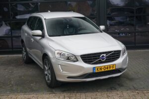 Volvo XC60 D4 Ocean Race | Leder | Navi | Automaat – foto 4